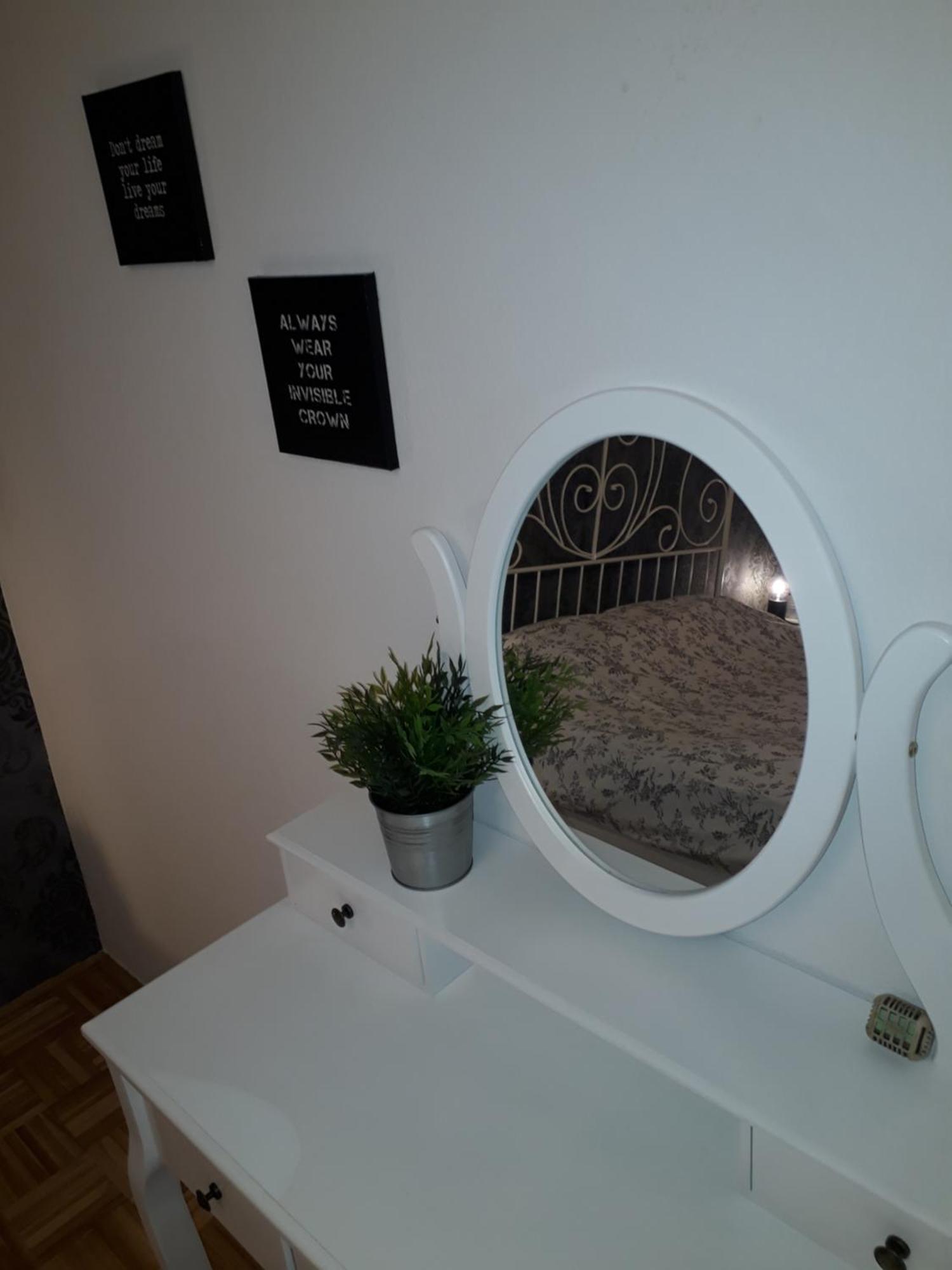 N&b Apartament *