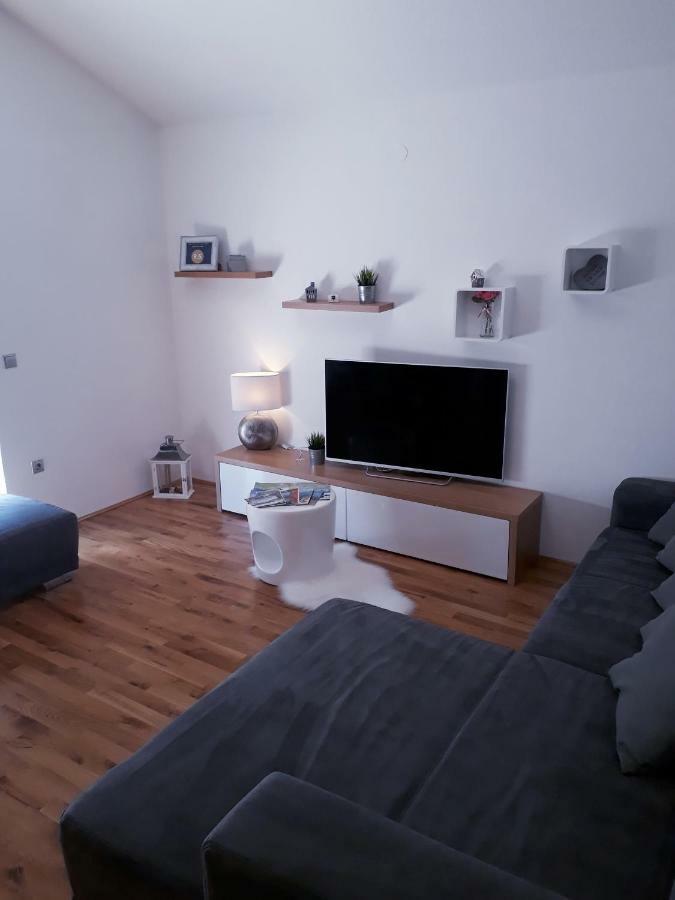 Apartament N&b *