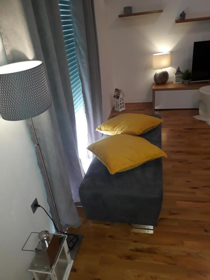 N&b Apartament *